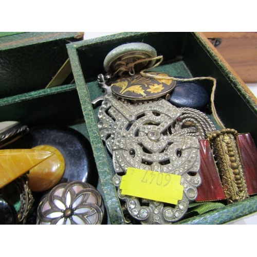 387 - COSTUME JEWELLERY, antique cantilever jewellery box, containing various stone set brooches, marcasit... 