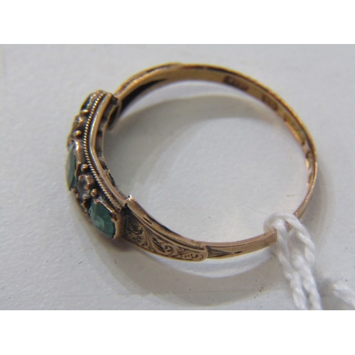 171 - ANTIQUE RING, 15ct gold ring set 3 emeralds, interspersed by clear stones, size P