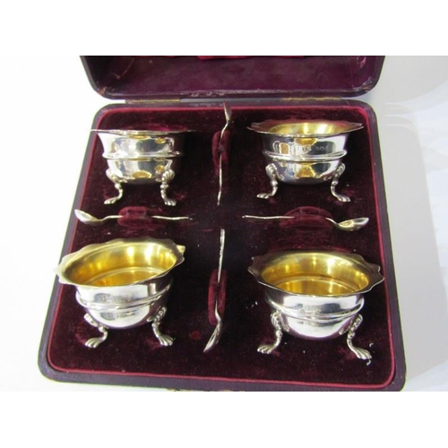 257 - SET OF 4 SILVER GILT SALTS, original boxed with kings pattern spoons Birmingham 1901