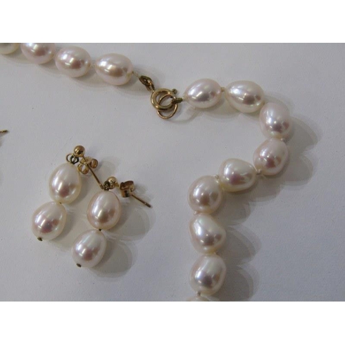 144 - CULTURED PEARL NECKLACE & EARRINGS, 16