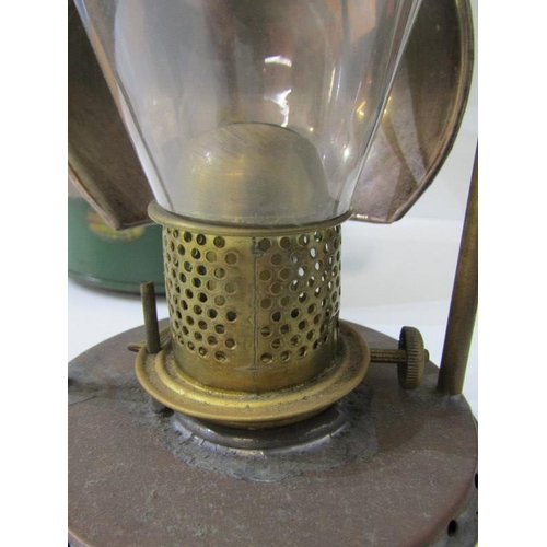 102 - VINTAGE GREEN METAL LAMP, 