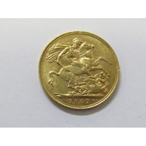 130 - GOLD SOVEREIGN, 1907 Edward VII, higher grade