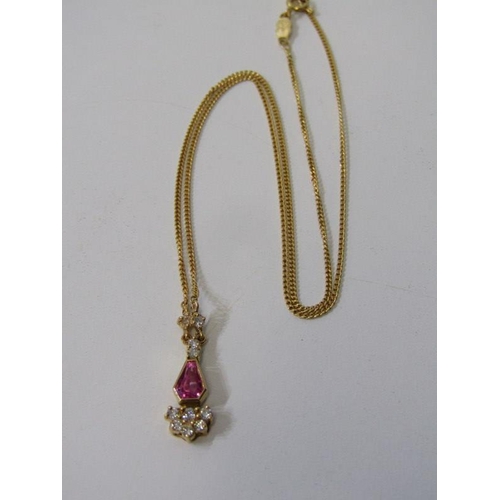 188 - DIAMOND & PINK SAPPHIRE PENDANT, 18ct yellow gold pendant set a main pink sapphire with a diamond cl... 