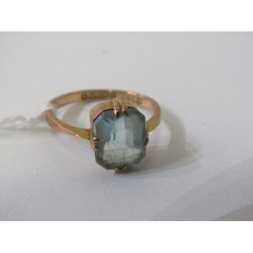 193 - VINTAGE AQUAMARINE RING, 9ct yellow gold ring, set a rectangular form aquamarine, size N