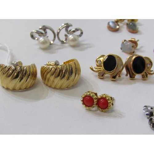 203 - ASSORTED EARRINGS, selection of gold, yellow metal and other earrings, including pearl stud earrings... 