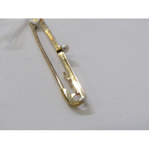 253 - GOLD BAR BROOCH, 15ct gold and platinum mounted bar brooch, set a seed pearl, 2.1 grams