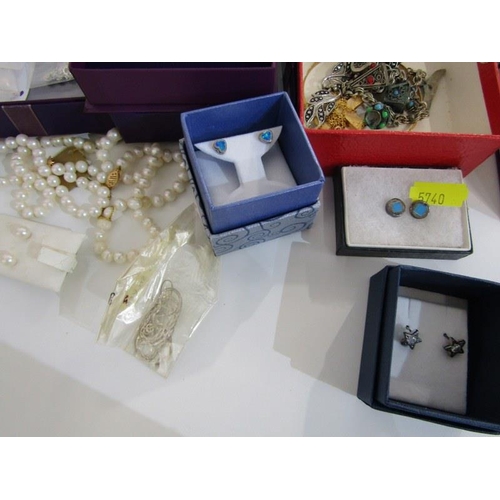 307 - COSTUME JEWELLERY, tray of boxed costume jewellery, many pieces by Inspirations, including Pandora s... 