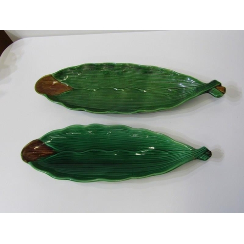 31 - 19th CENTURY LEAF PLATES, impressed Copeland meat plates together with similar comport, 2 leaf style... 