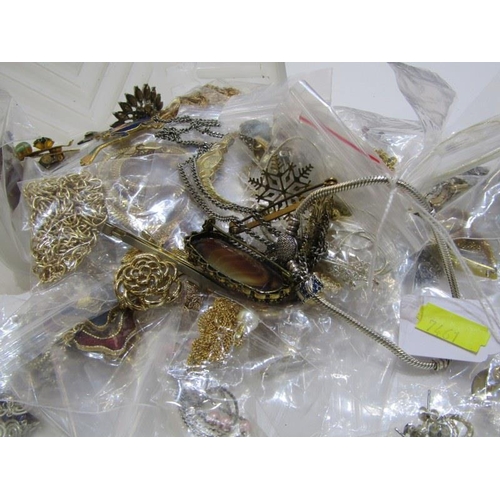 328 - COSTUME JEWELLERY, over 50 bags of assorted costume jewellery including stone set bracelets, necklac... 