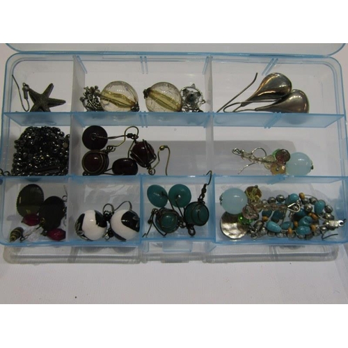 333 - EARRING COLLECTION, collection of assorted earrings and pendants in 4 plastic containers