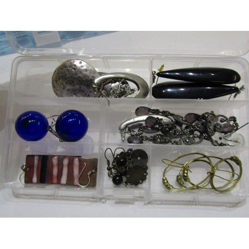 333 - EARRING COLLECTION, collection of assorted earrings and pendants in 4 plastic containers