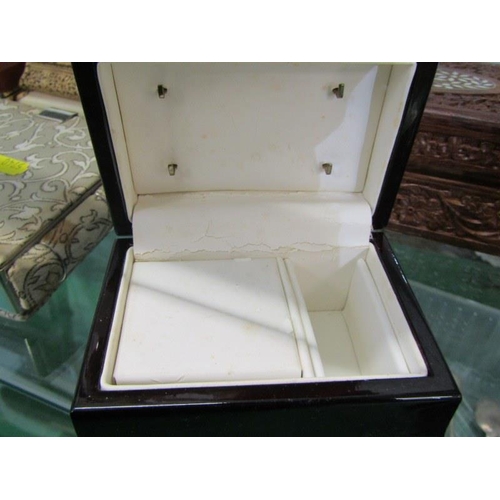 334 - JEWELLERY BOXES, collection of 4 assorted jewellery boxes including an Eastern jewellery box, mother... 