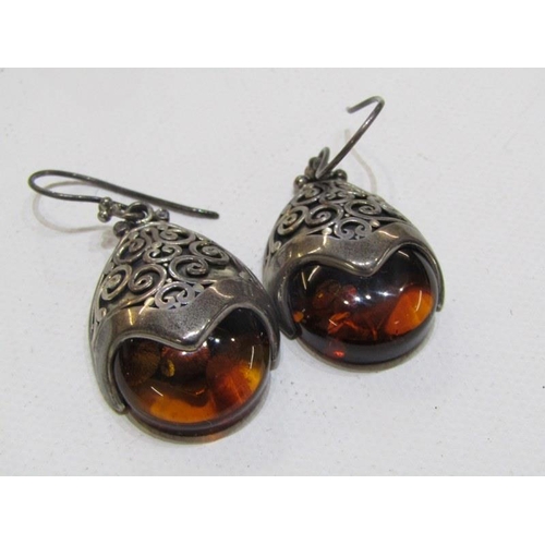 339 - AMBER JEWELLERY, 3 silver amber rings including 1 of teardrop design, also silver & amber earrings