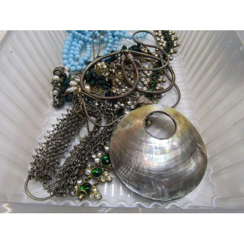 341 - COSTUME JEWELLERY, good selection drop earrings, beaded necklaces pendants etc. in 2 tubs