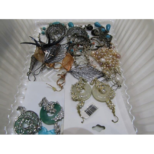 341 - COSTUME JEWELLERY, good selection drop earrings, beaded necklaces pendants etc. in 2 tubs