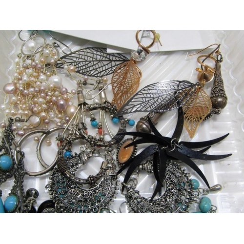 341 - COSTUME JEWELLERY, good selection drop earrings, beaded necklaces pendants etc. in 2 tubs