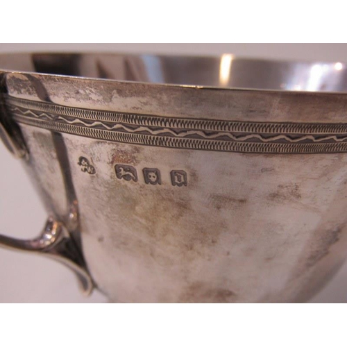 364 - ART DECO, silver twin handled bowl, engraved border, London 1919, 178grms