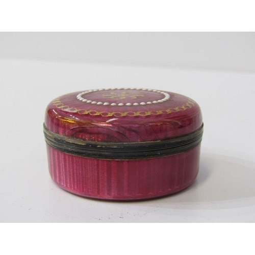 370 - ATTRACTIVE PINK ENAMELLED CIRCULAR PILL BOX,  with silver gilt interior (slight damage to enamel) 4.... 