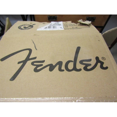 465 - FENDER UKULELE