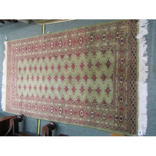 515 - GREEN GROUND TURCOMAN RUG, 5ft x 37