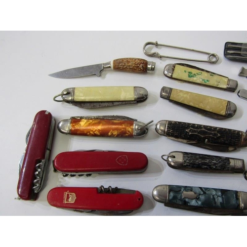 64 - PEN KNIVES, 4 assorted Swiss army style pen knives, together with other assorted pen knives