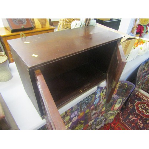 626 - 19TH CENTURY WALL CABINET, mahogany wall cabinet with satinwood crossbanded decoration to the 2 door... 