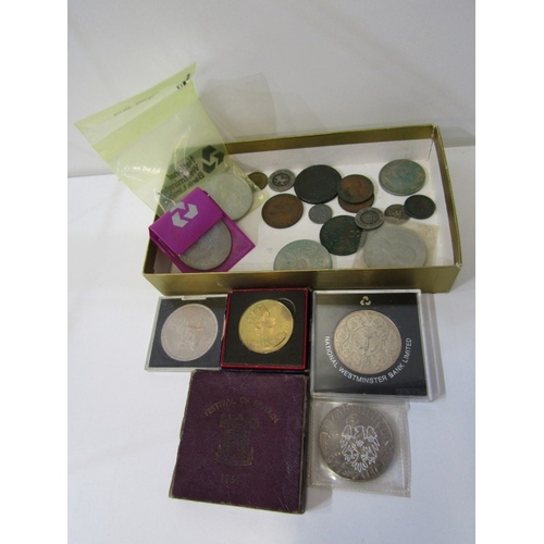 59 - World silver: a small collection including 1838 Victoria 1 1/2 pennies & 1843 USA half dime in good ... 