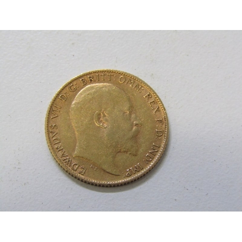 66 - Gold 1910 Edward VII half sovereign, London Mint in high grade (7.98 grams)