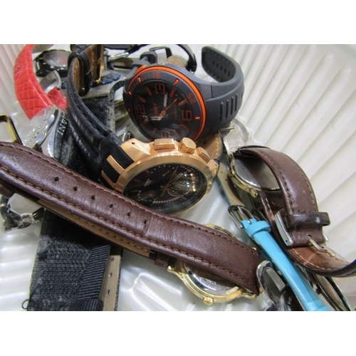 398 - GOOD SELECTION OF GENTS WRIST WATCHES, including Swatch Chronograph, Sekonda, Accurist, Superdry, St... 