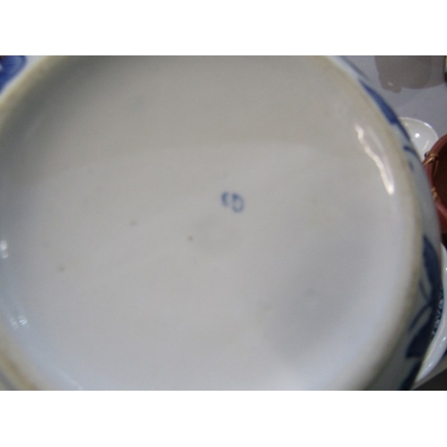 406 - ORIENTAL CERAMICS, collection of various ceramics including ginger jars, vase, bowls and a figure (1... 