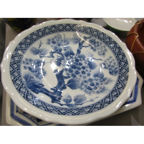 406 - ORIENTAL CERAMICS, collection of various ceramics including ginger jars, vase, bowls and a figure (1... 