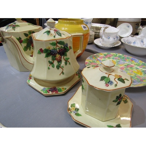 419 - ART DECO CERAMICS, an art deco Shelley tureen together with a Shelley pot, Royal Winton chintz plate... 
