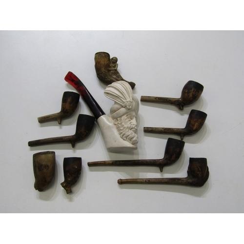 435 - ASSORTED CLAY PIPES, collection of antique pipes
