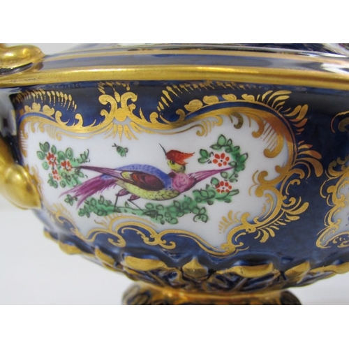 436 - 19th CENTURY PORCELAIN, Graingers Worcester sucrier, twin handled lidded sucrier decorated birds and... 