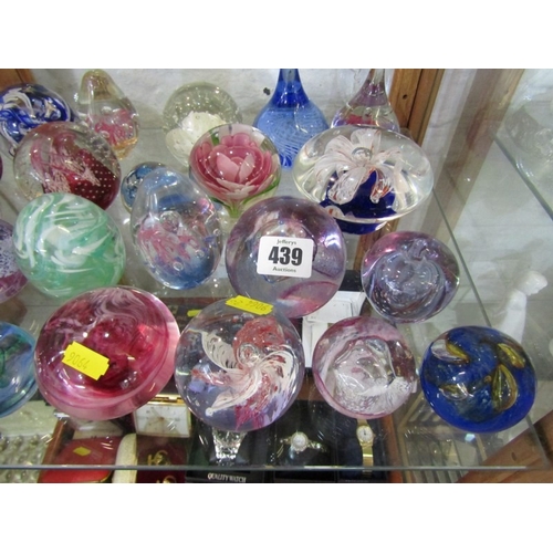 439 - LARGE COLLECTION OF PAPERWEIGHTS, collection of approx. 24 assorted paperweights, various makers and... 