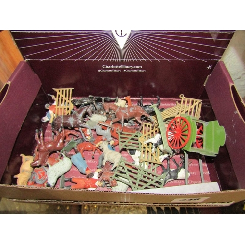 440 - LEAD FARM ANIMALS, collection of lead farm animals including friesian cows, cart horses, sheep, gate... 