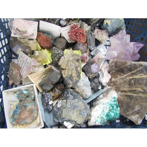 514 - UNCUT MINERALS, 2 boxes of various uncut minerals to include amethysts, calcian and other examples