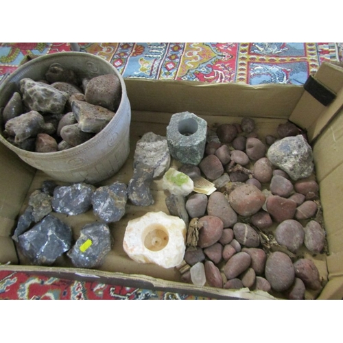 526 - STONES/MINERALS, box of uncut stones and minerals to include pyromorphite, etc