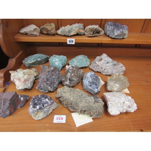 528 - MINERALS, several uncut minerals, including amethyst, fluorite, calcite, etc