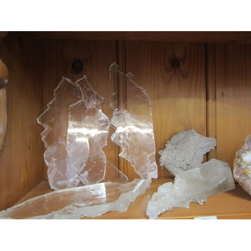 529 - MINERALS, various minerals including fluorite and pyromorphite, etc