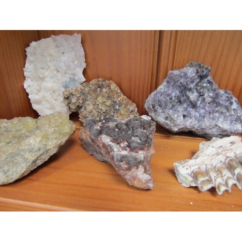 529 - MINERALS, various minerals including fluorite and pyromorphite, etc