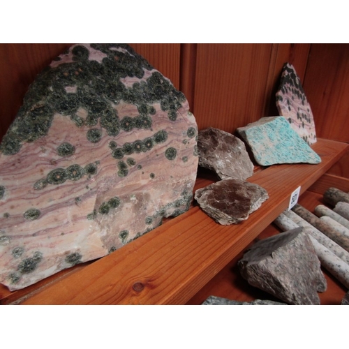 531 - STONE/MINERALS, various uncut stone minerals and diamond drill cores from Cornwall