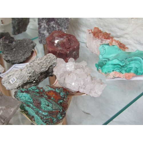 532 - UNCUT MINERALS, collection of various uncut minerals including malachite