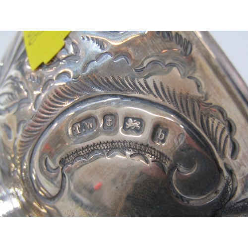 558 - SILVER BOWL, silver footed bowl, with foliate decoration, Birmingham 1901, 106 grams