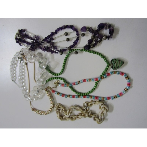 564 - COSTUME JEWELLERY, tub of various costume jewellery including chains, necklace, bracelets, etc
