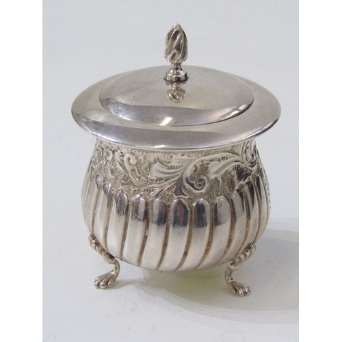 567 - SILVER TEA CADDY, by William Davenport, Birmingham 1903, 92 grams