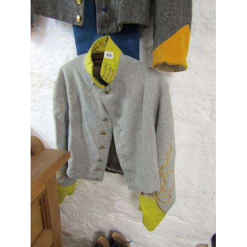 624 - CONFEDERATE ARMY UNIFORMS, replica confederate army tunics, trousers and boots