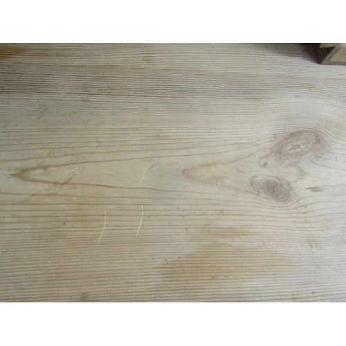 602 - PINE KITCHEN TABLE, a vintage pine kitchen table, 117cm length 61cm width