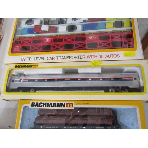 229 - BACHMANN HO SERIES, crane car and boom tender, 89 tri level car transporter with 15 autos, Bud and t... 