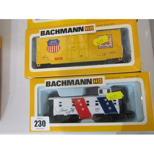 230 - BACHMANN HO SERIES, 8 boxed Bachmann models; steel caboose Seaboard Coastline, High cube box Union P... 